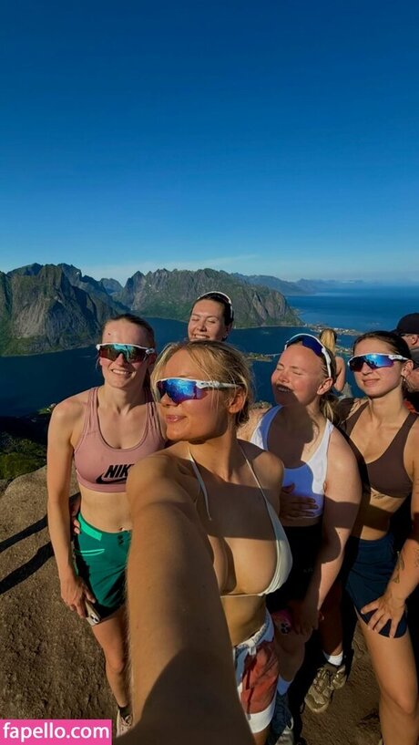 heleneelises model pornographic img