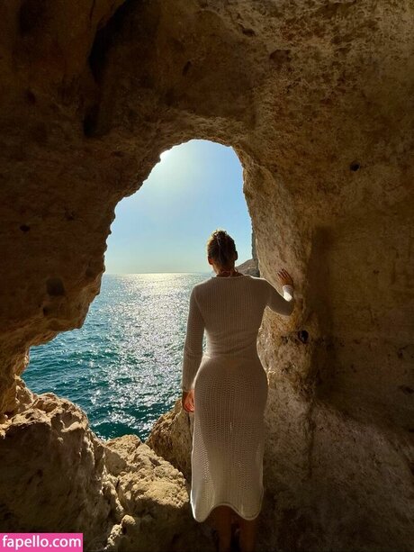 blonde milf big tits onlyfans hot nude picture