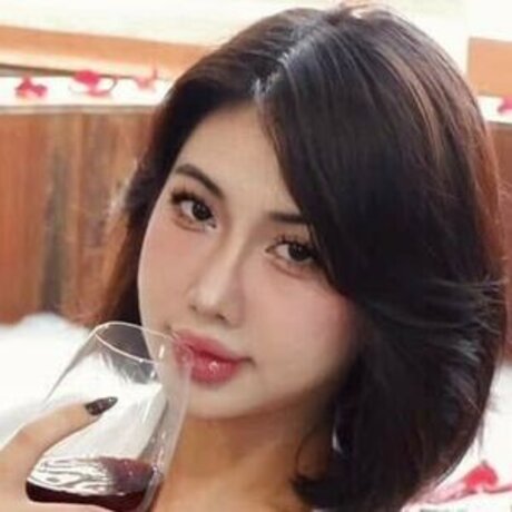 vyvybabiee xxx star images