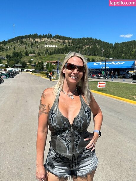 Fender Bunny art pornstar photo