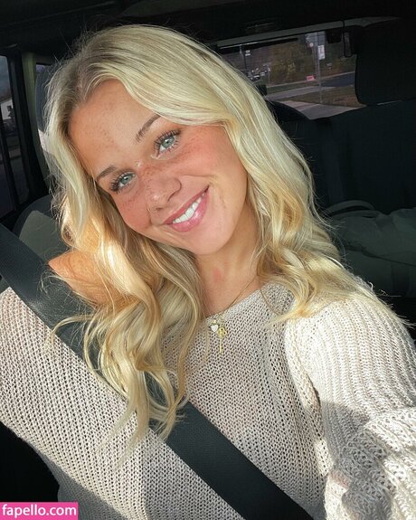 Lydia Feiler model art pics