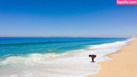 Naomi Nash pornstar top pic