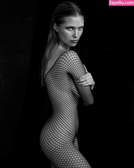 big tits brunette onlyfans free galleries