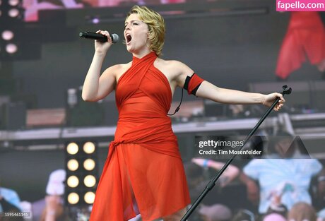 Maggie Rogers pornstar adult images