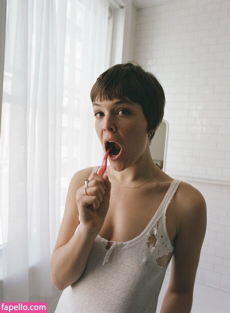 Maggie Rogers pornstar nice image