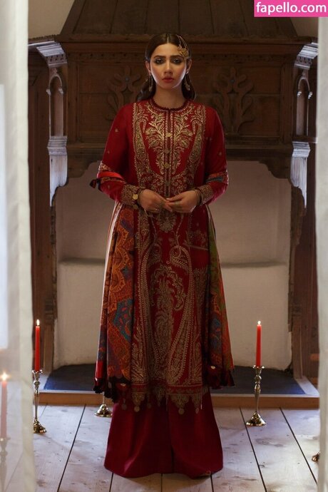 Mahira Khan high quality pornstar img