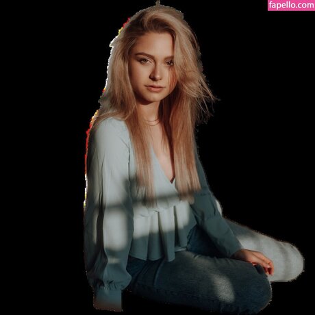 Alinakhani hot star pictures