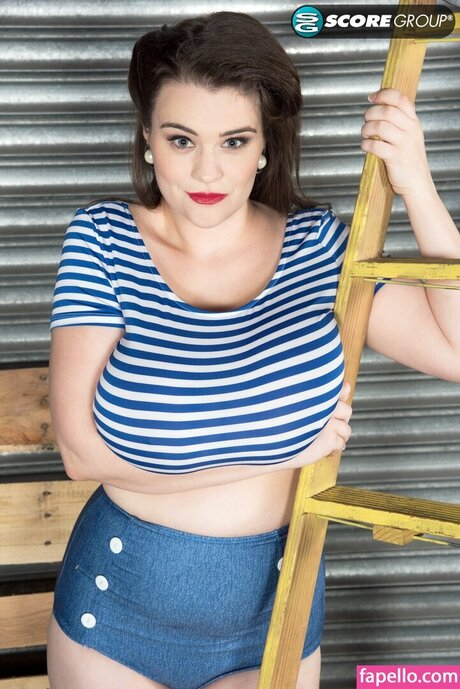 Bigtittiesbabe pornstar nudes photos