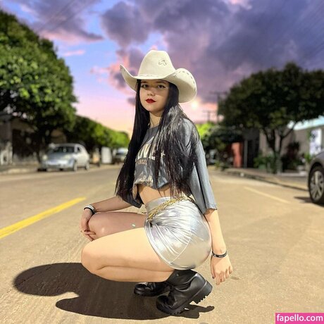 nameluaa pornstar sex pic