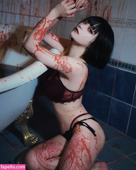 Yuriyuri Fanclub model adult pictures