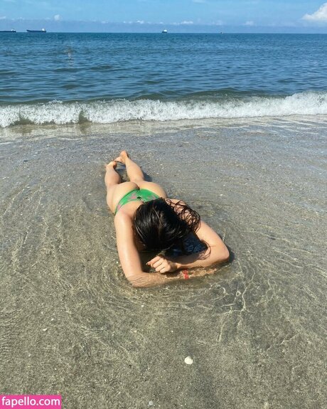 Pautips pretty pornstar image