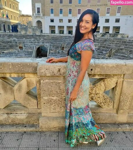 renathashen star nude img