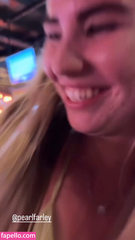 Pearl Farley nude actress pictures