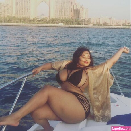 kimmanana free model pics