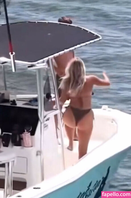 Cayla Vanderbaan model pornographic gallery