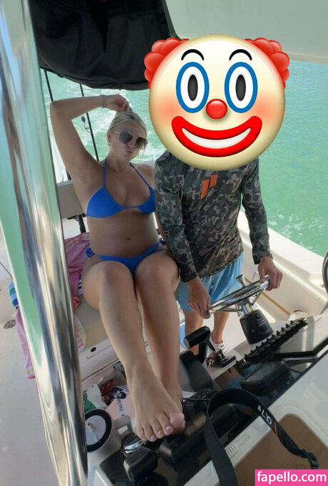 Cayla Vanderbaan pretty star img