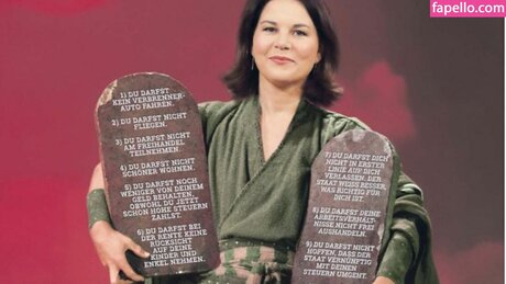 annalenabaerbock pretty model pic