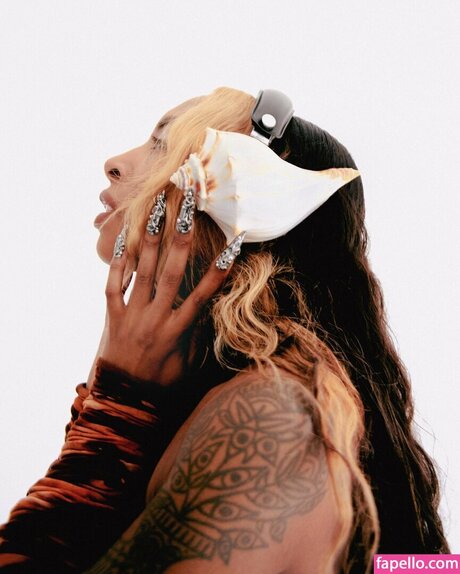 Spellling naked pornstar photo