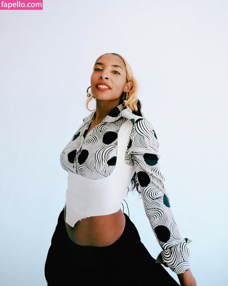 old young lesbian onlyfans hot sex images