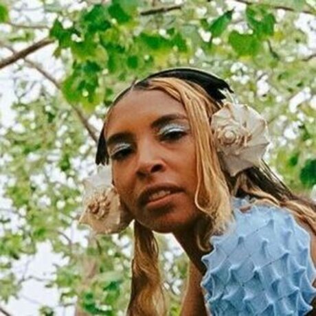 Spellling beautiful model img