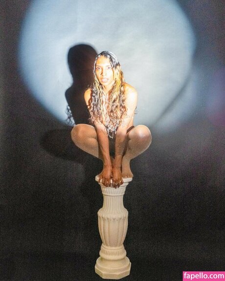 Spellling high quality star images