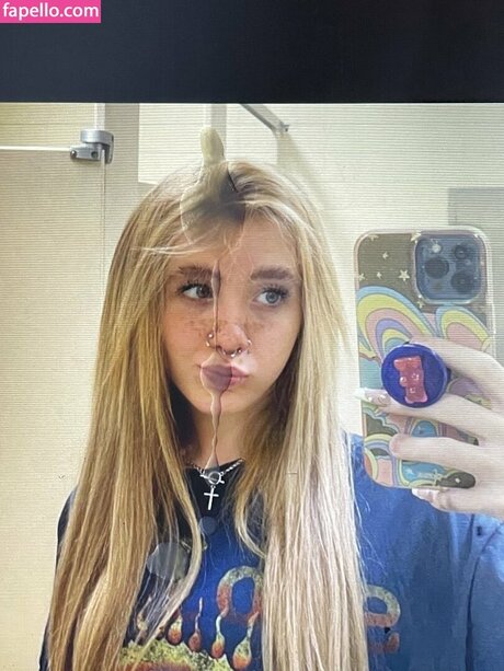 kaylamalecc art actress pic