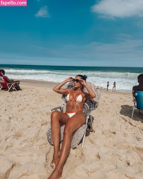 Carla Prata model hot pics