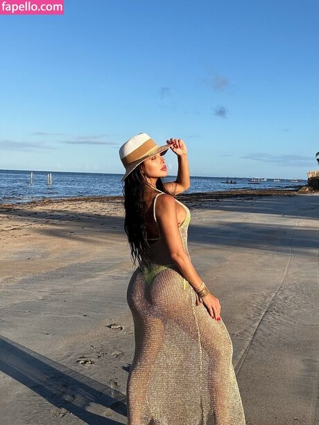 Carla Prata pornographic model archive