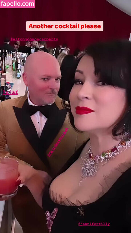 Jennifer Tilly model art image