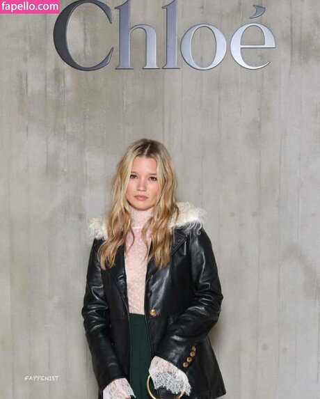 Rain Spencer star nudes photo