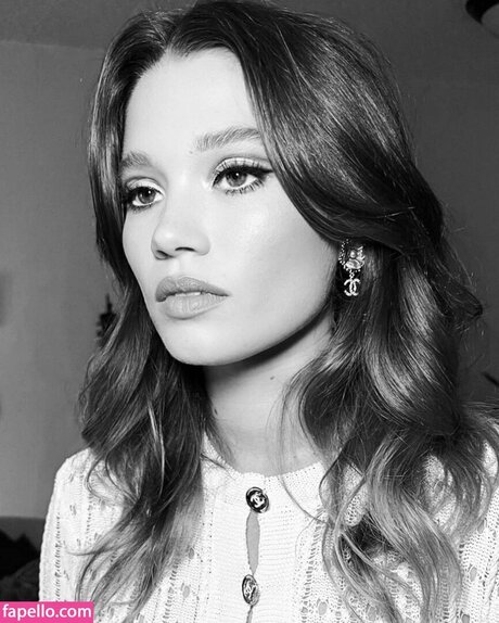 Rain Spencer pornstar exclusive image