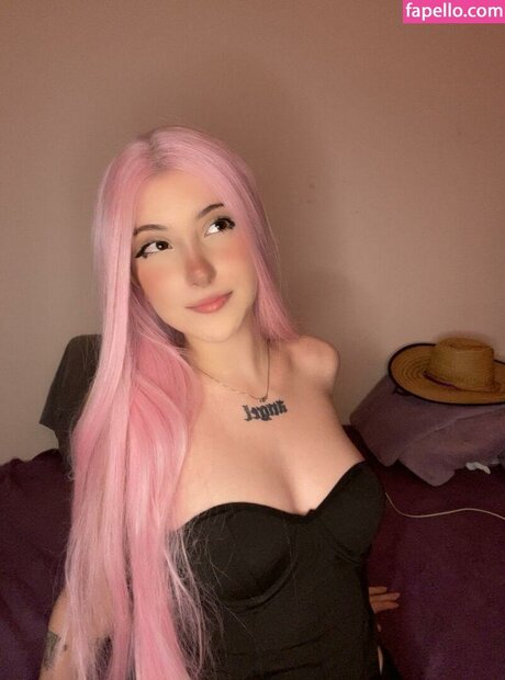 Nanychan xxx pornstar archive