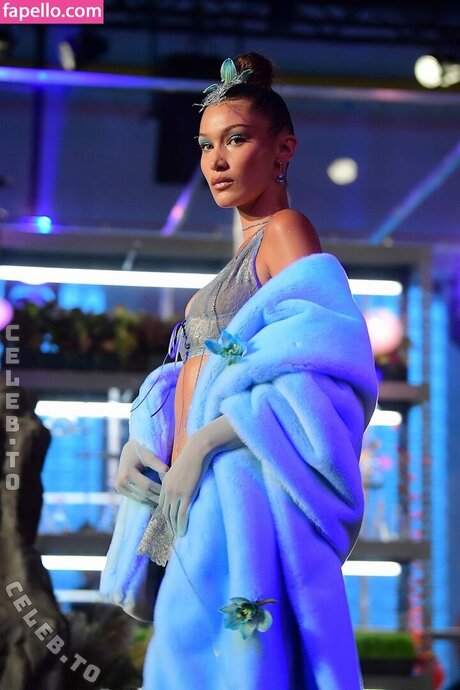 Bella Hadid naked actress pictures