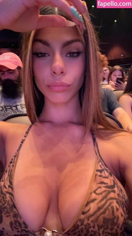 Julia Carrano pornstar naked gallery