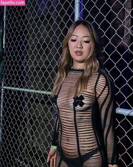 Simona Shao hot pornstar img