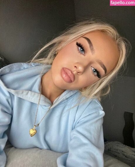 capriceaterrell nudes model image