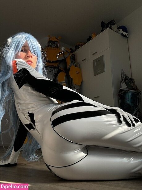 Anna Ullman star beautiful image