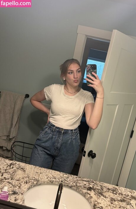 atrophicbtrfly high quality actress pic