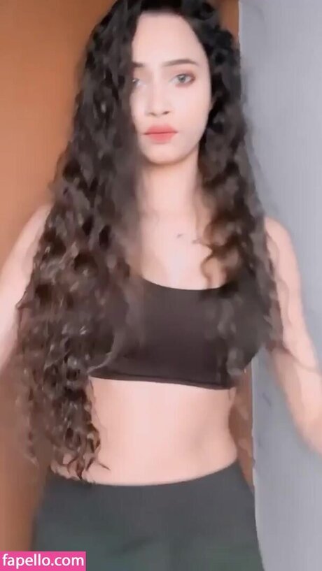 Ojasvi Sharma star nudes archive