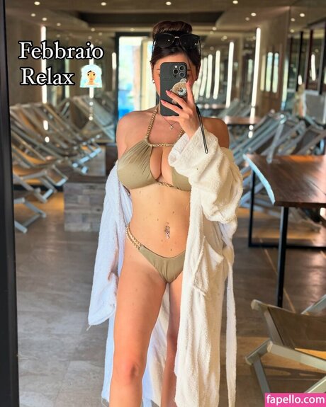 madamex93 model sex picture