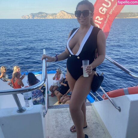 pregnant threesome onlyfans art nude pic