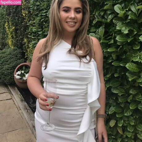 cute anal onlyfans beautiful naked gallery