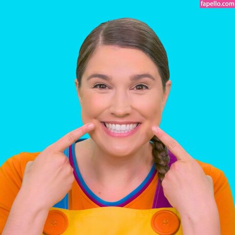 Caitlin Claessens star exclusive gallery