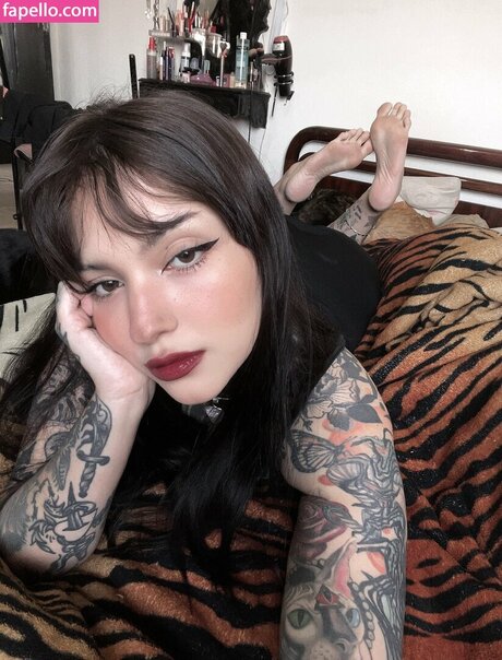 espirit0bsessor naked pornstar photos