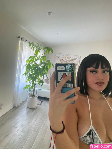 ghouluvr star high quality pics