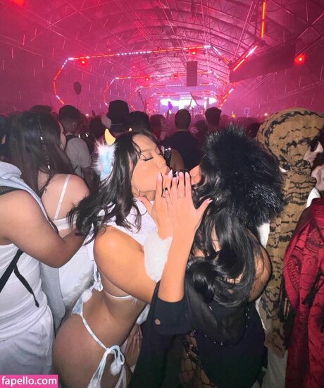 My Tien Tran art pornstar images