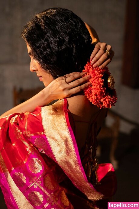 Malavika Mohanan star high quality picture