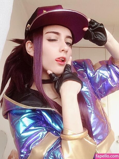 Lilyshibe star exclusive photos