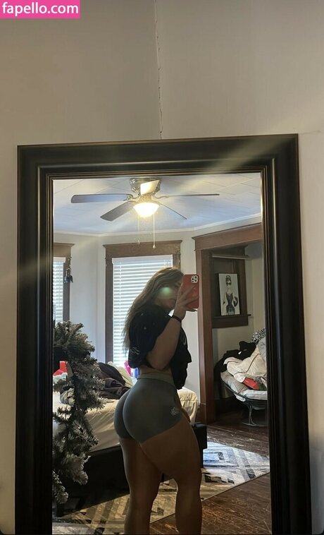 Kaitlinn kfit nice model img