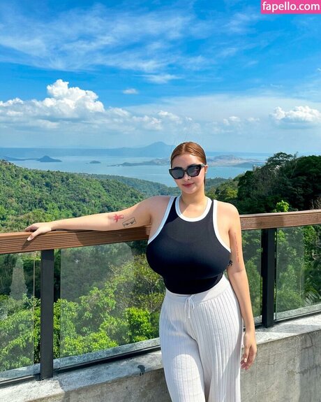 ebony smoking onlyfans art porn pics